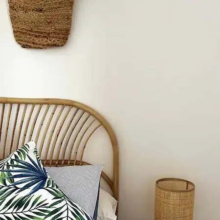 Holiday home Canada Abejas